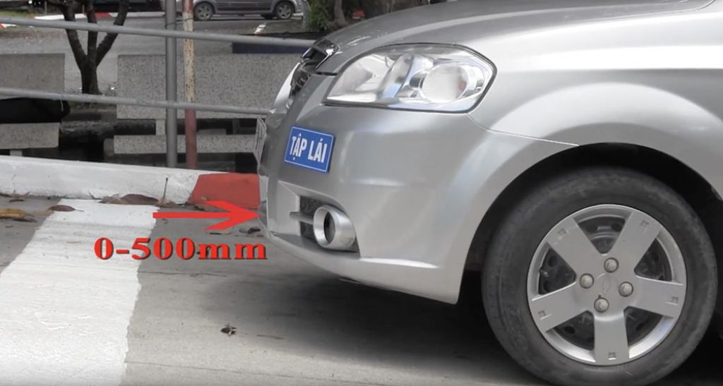 lái xe bằng b2